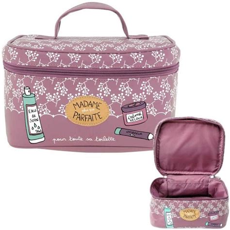 trousse de toilette fille.